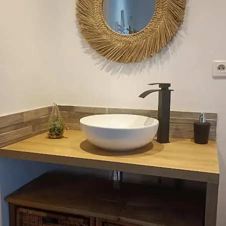 Apartmán La Perle Rare Chambly, Proche Parc Asterix , Chateau De Chantilly *