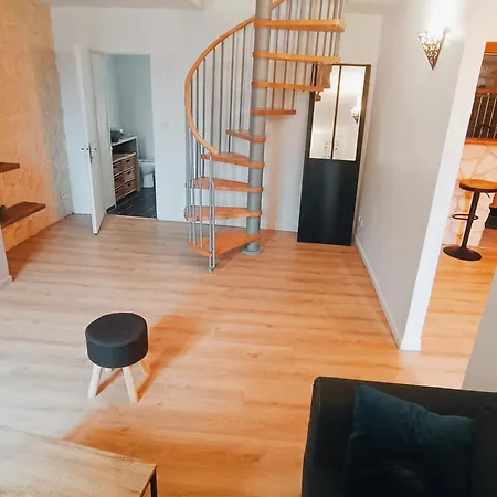 La Perle Rare Chambly, Proche Parc Astérix , Château De Chantilly Appartement