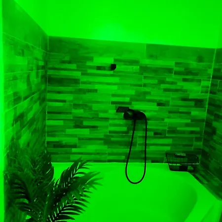 Appartement La Perle Rare Chambly, Proche Parc Astérix , Château De Chantilly